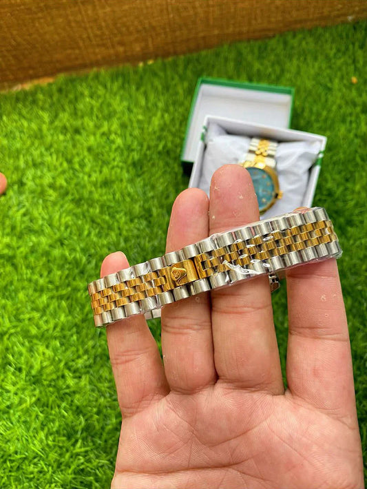 Premium Analog Watch with Crystal Accents & Jubilee Strap